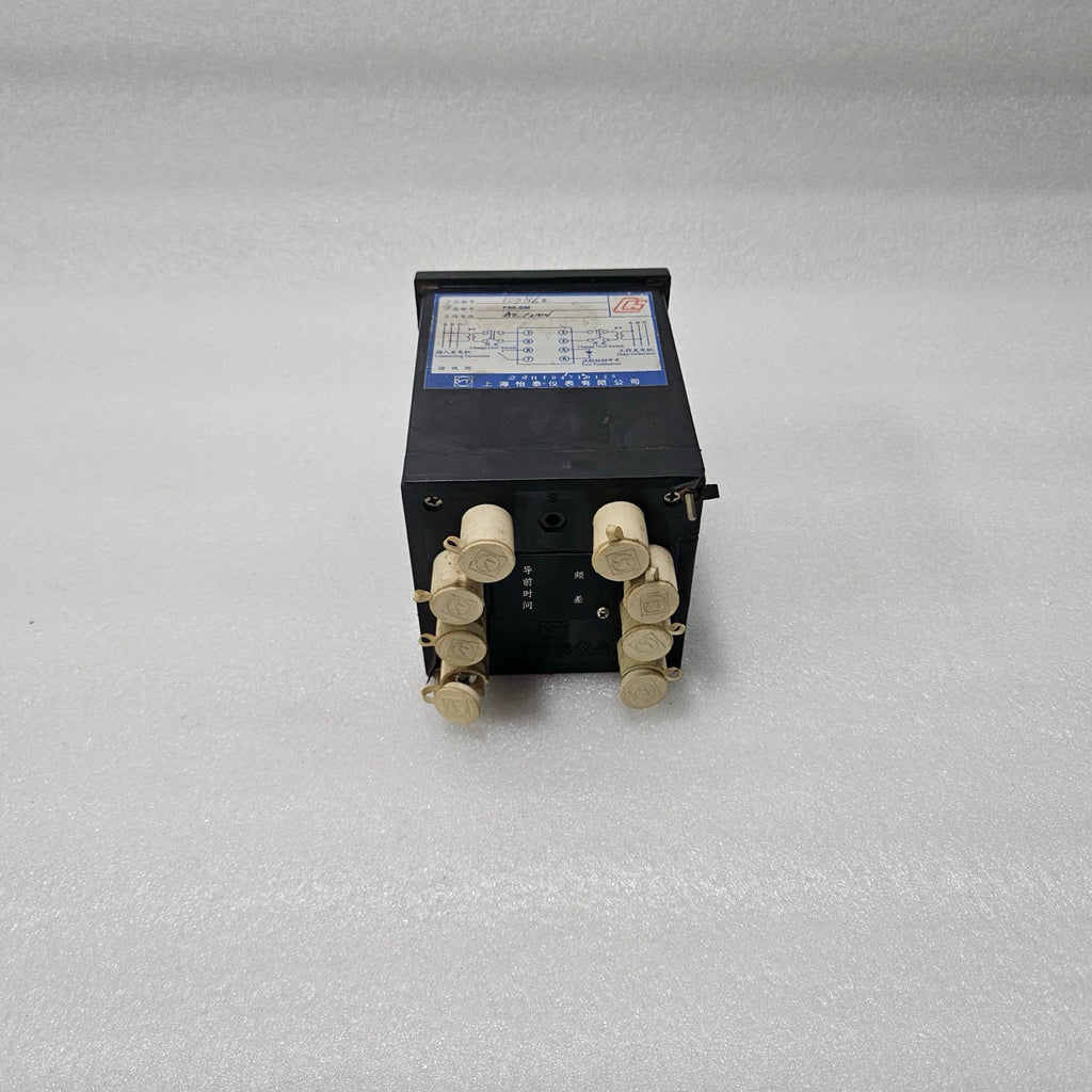 SHANGHAI YITAI F96-SM GENERATOR CHANGEOVER SYNCHRONIZING METER AC 110V