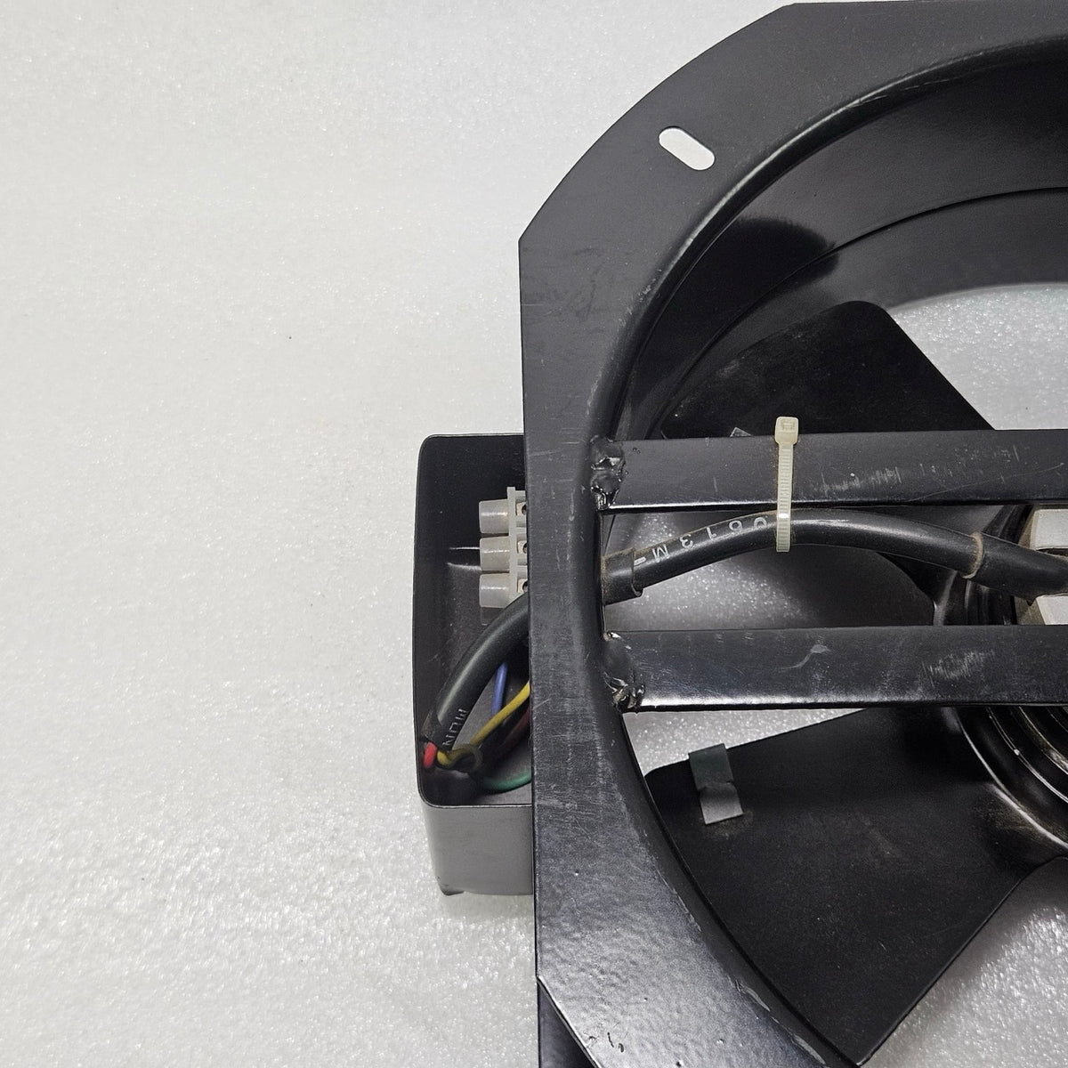 ROTECH AF250-2D-S2-H AXIAL FAN 415V 98W 2500RPM 250MM SWEEP