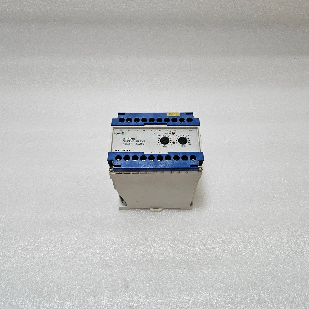 SELCO T2200-02 OVERCURRENT RELAY | 5A | 400 / 450V AC BODY BURNT OPERATIONAL