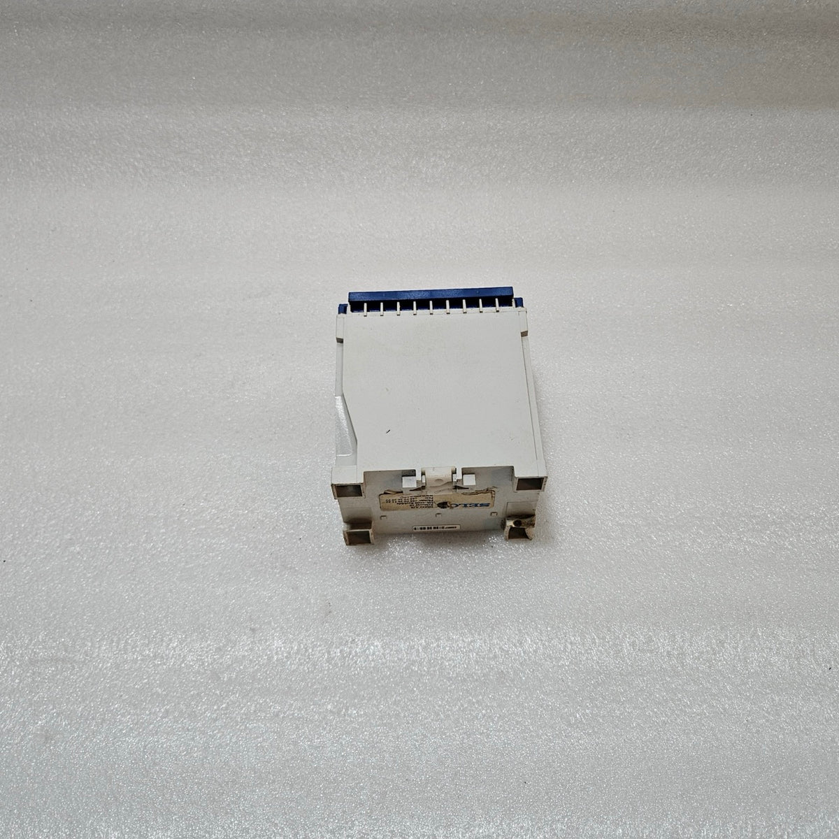 SELCO T2200-02 OVERCURRENT RELAY | 5A | 400 / 450V AC BODY BURNT OPERATIONAL