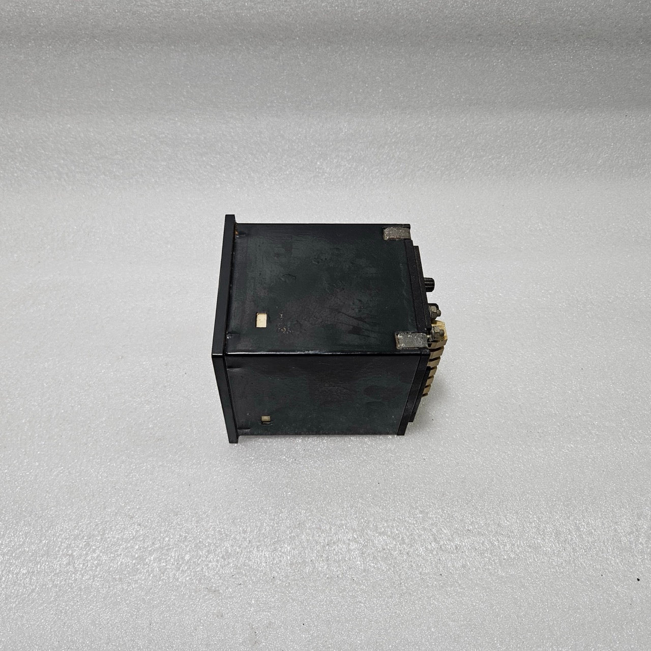 MEGACON KEC 115 3-PHASE SHORT CIRCUIT & OVERCURRENT GUARD WITH KA ANALOG INDICAT
