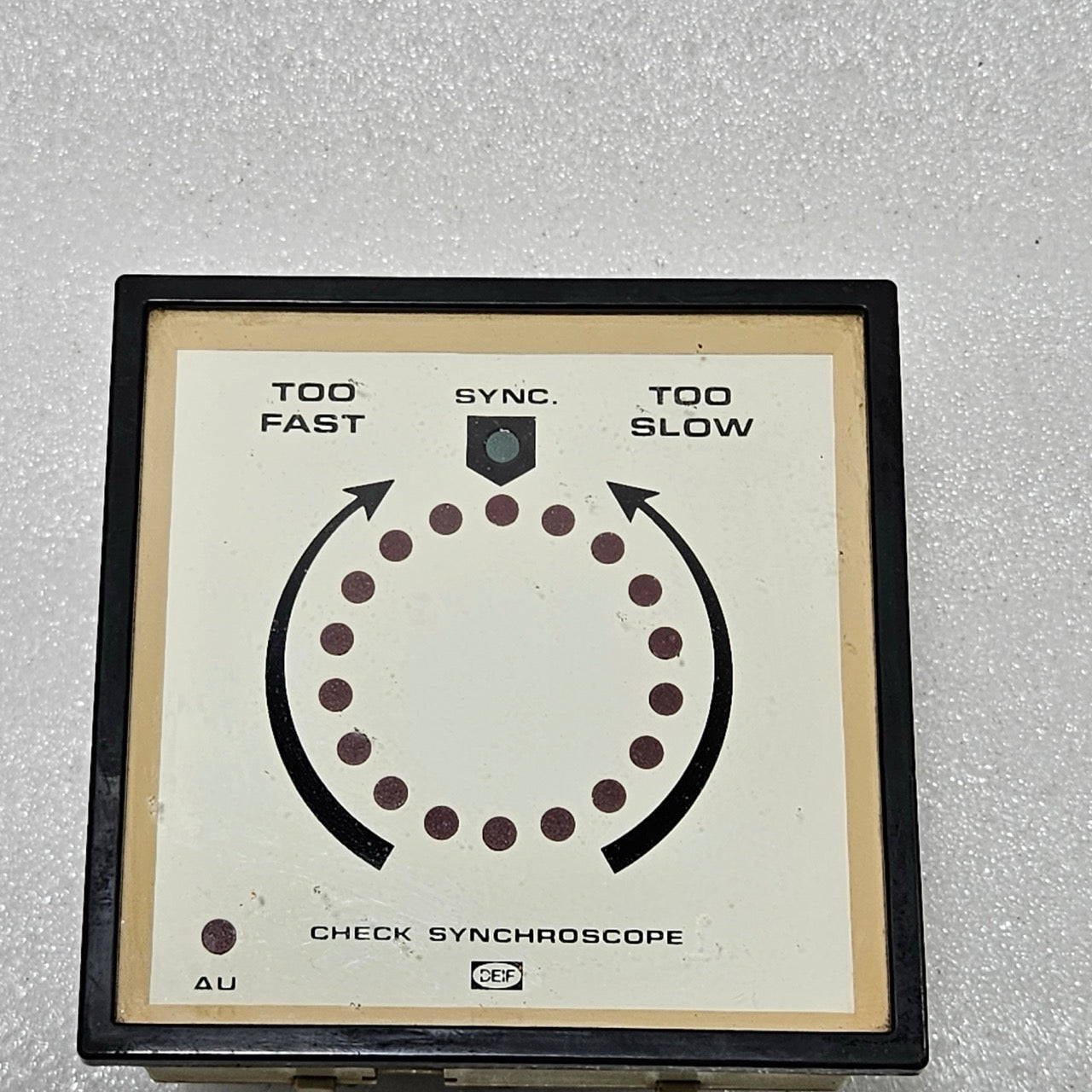 DEIF CHECK SYNCHROSCOPE PANEL METER GENERATOR SYNCHRONIZING INDICATOR 380–440V