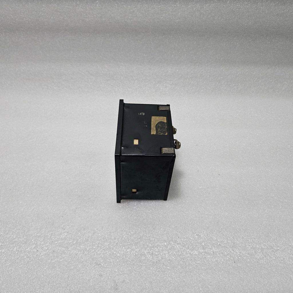 CELSA 55–65 HZ ANALOG FREQUENCY METER 230V AC PANEL MOUNTED HZ METER FOR GENERAT