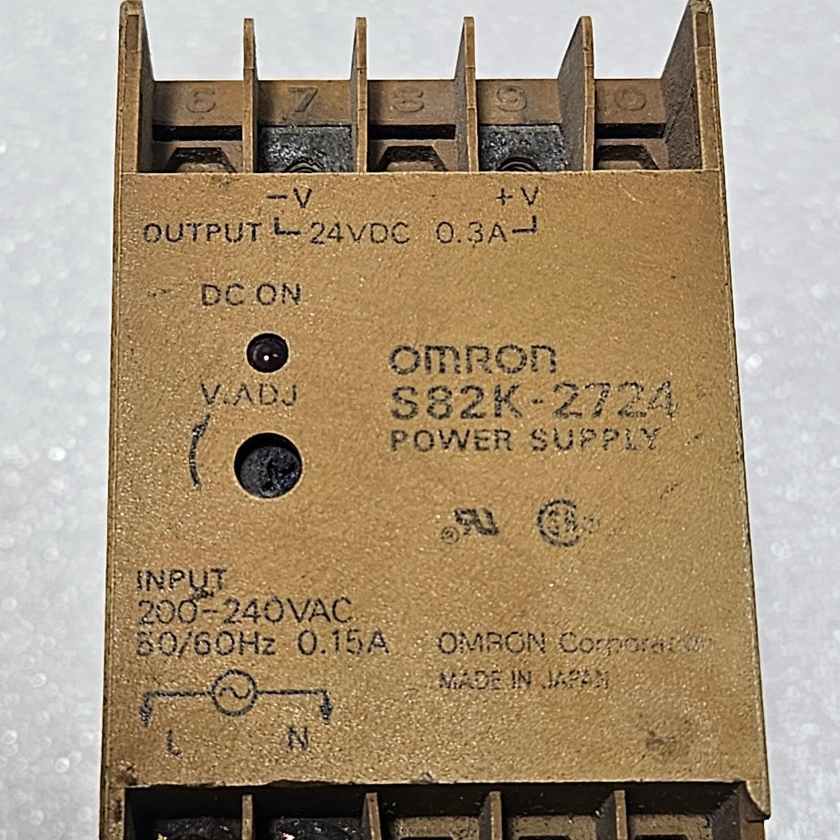 OMRON S82K-2724 DIN RAIL POWER SUPPLY | 24V DC 0.3A OUTPUT | 200–240VAC INPUT