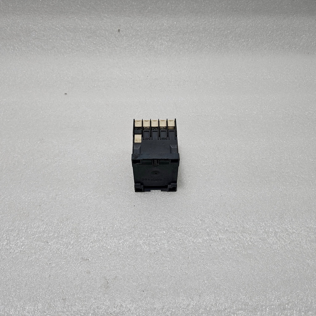 TELEMECANIQUE LC1K12 CONTACTOR 24V AC COIL 12A