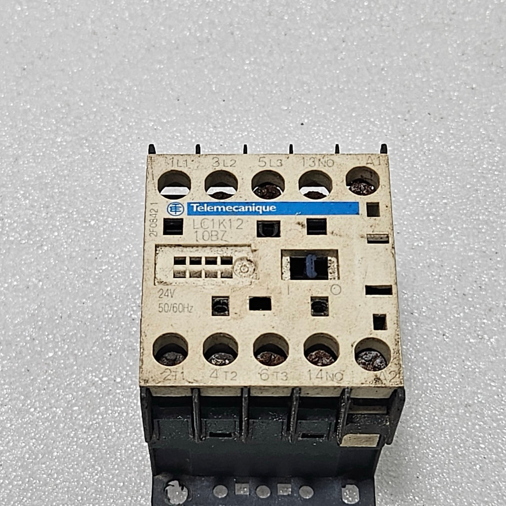 TELEMECANIQUE LC1K12 CONTACTOR 24V AC COIL 12A