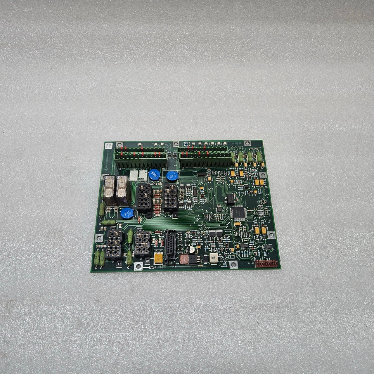 ABB DSQC 509 I/O CONTROL BOARD 3HAC5442-1  3507001-1300