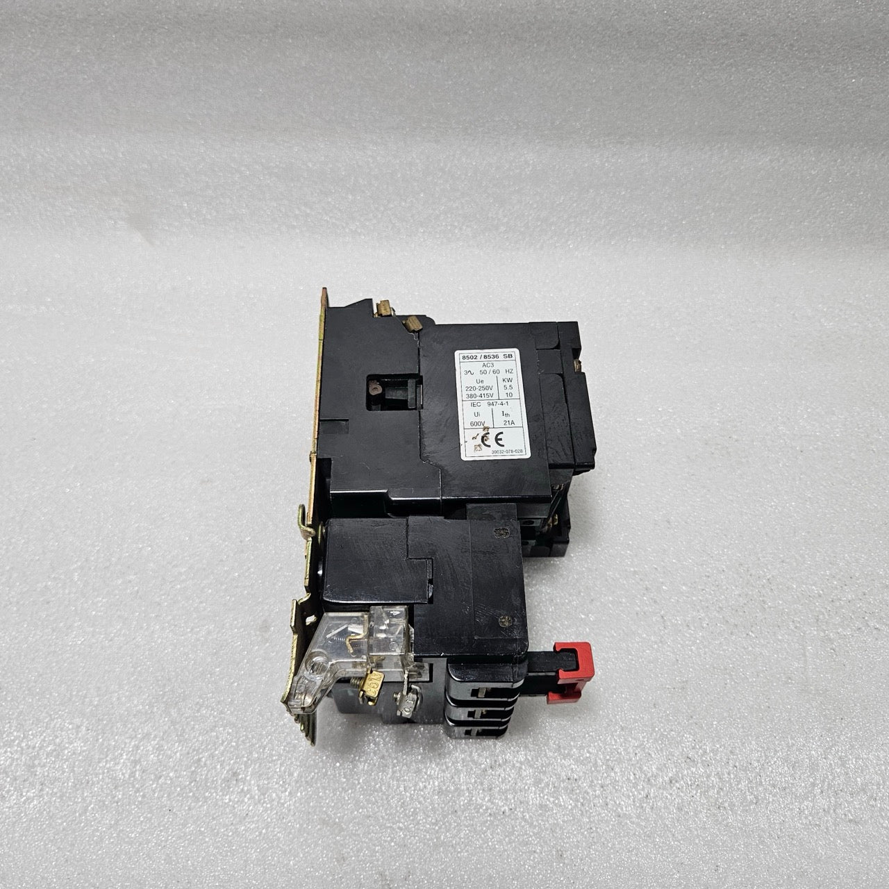 SQUARE D NEMA SIZE 0 MOTOR STARTER 8536 SBO2S (SERIES A)