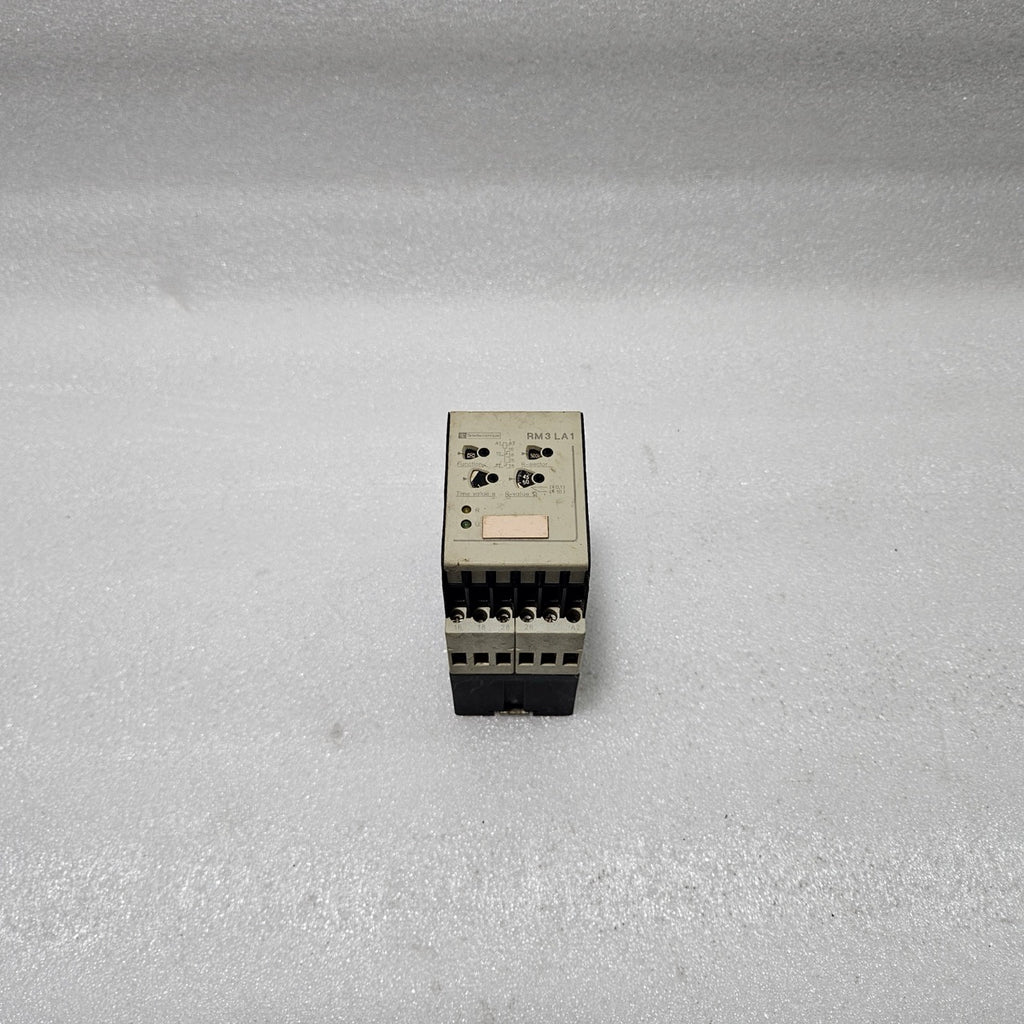 TELEMECANIQUE RM3LA111MU7 LIQUID LEVEL CONTROL RELAY, RM3 SERIES, ADJUSTABLE RES