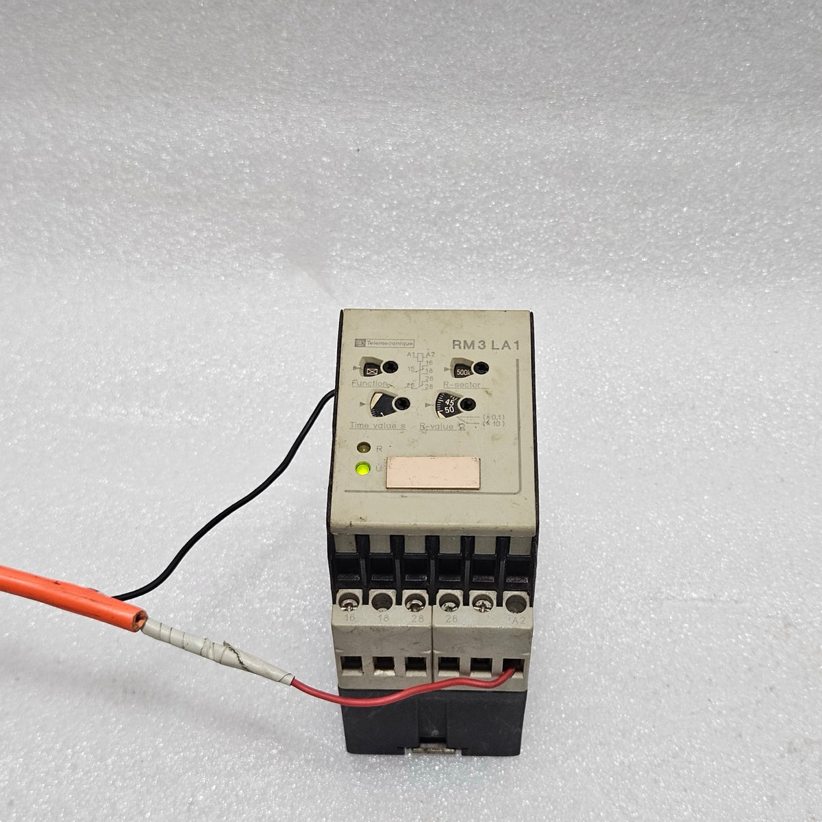 TELEMECANIQUE RM3LA111MU7 LIQUID LEVEL CONTROL RELAY, RM3 SERIES, ADJUSTABLE RES