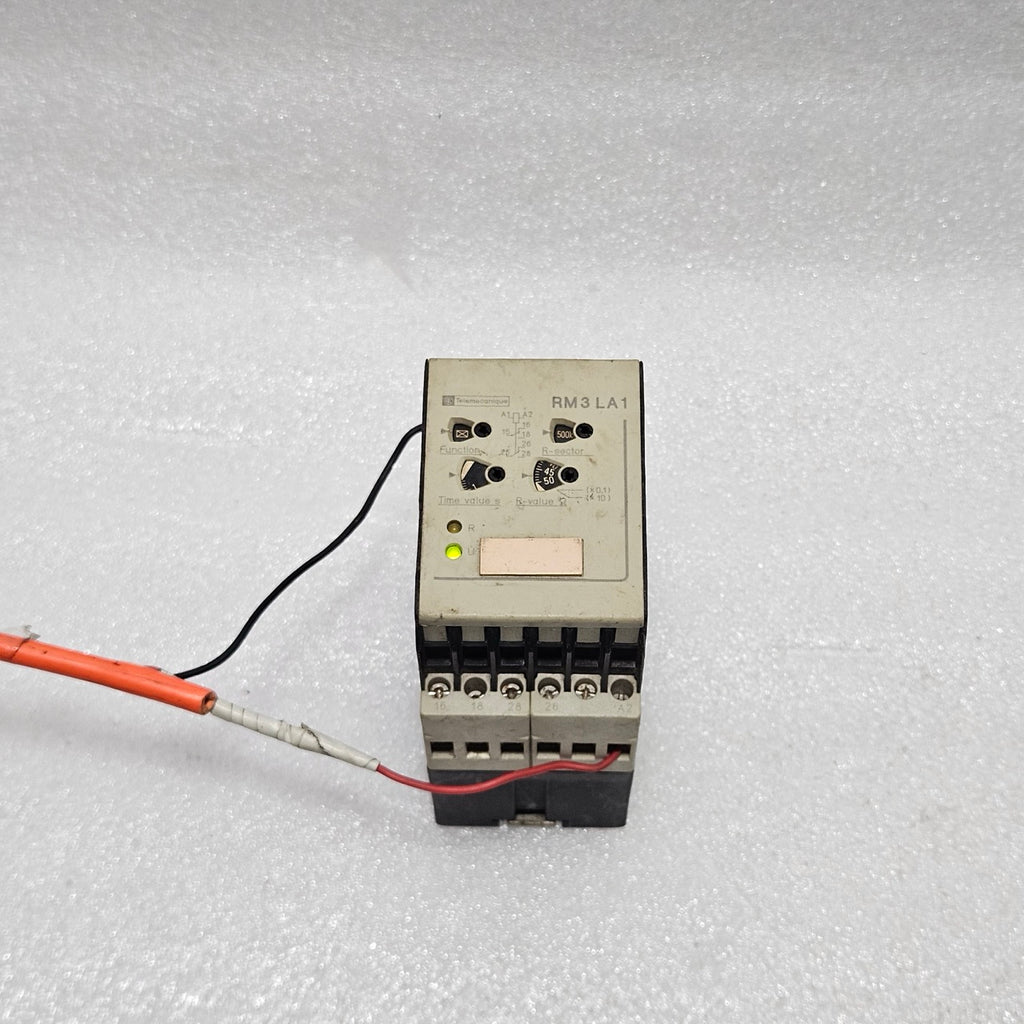 TELEMECANIQUE RM3LA111MU7 LIQUID LEVEL CONTROL RELAY, RM3 SERIES, ADJUSTABLE RES