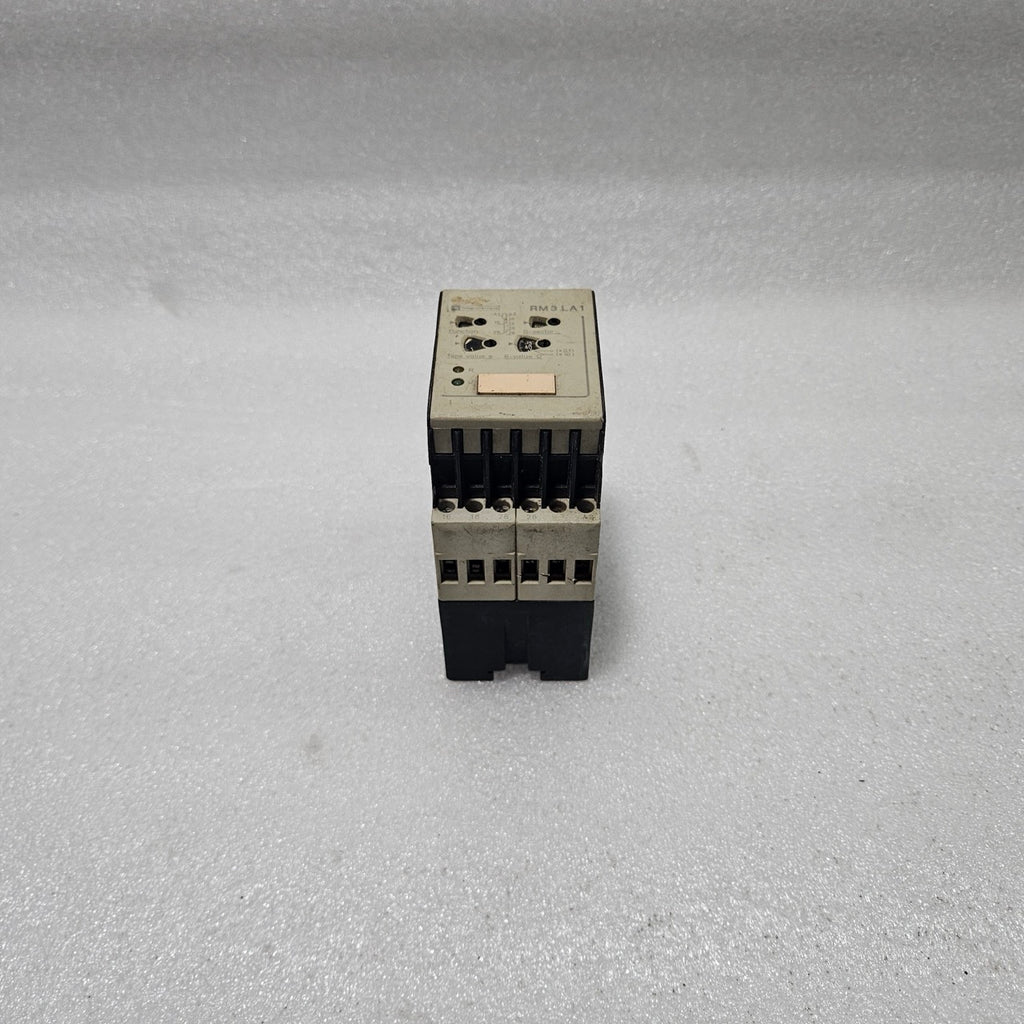 TELEMECANIQUE RM3LA111MU7 LIQUID LEVEL CONTROL RELAY, RM3 SERIES DAMAGE