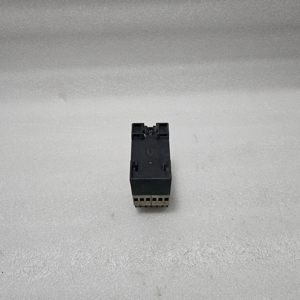 TELEMECANIQUE RM3LA111MU7 LIQUID LEVEL CONTROL RELAY, RM3 SERIES DAMAGE