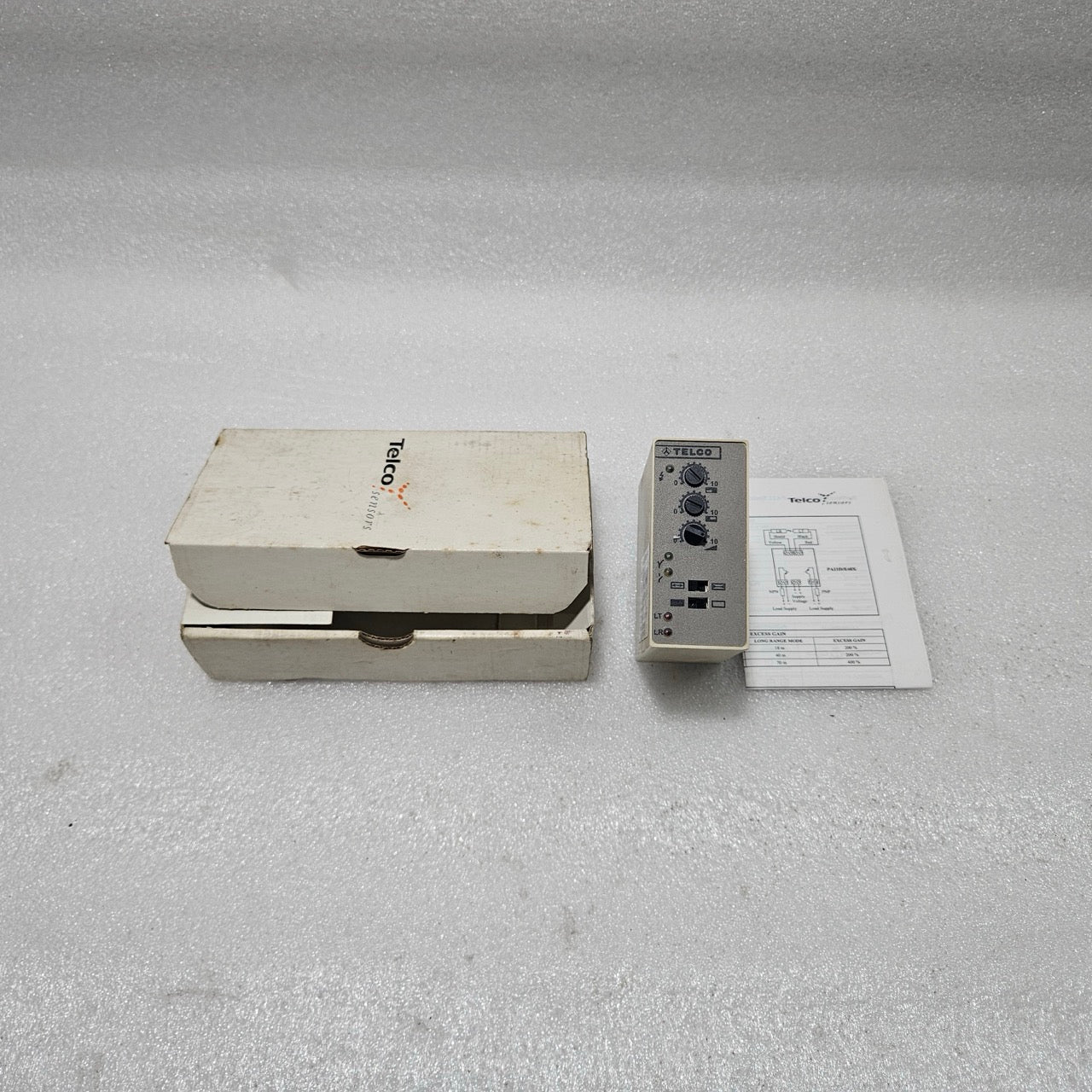 TELCO SENSORS PA11A 300T PHOTO AMPLIFIER – 230 VAC, 10 SEC TIMER 0453190000