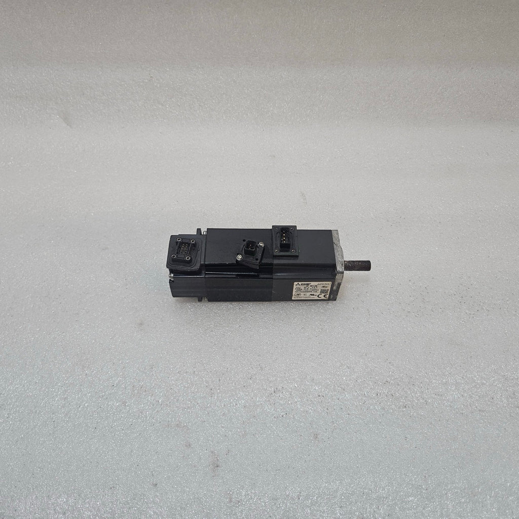 MITSUBISHI HF-MP13B AC SERVO MOTOR 100W 3000RPM 98V INDUSTRIAL SERVO MOTOR MADE