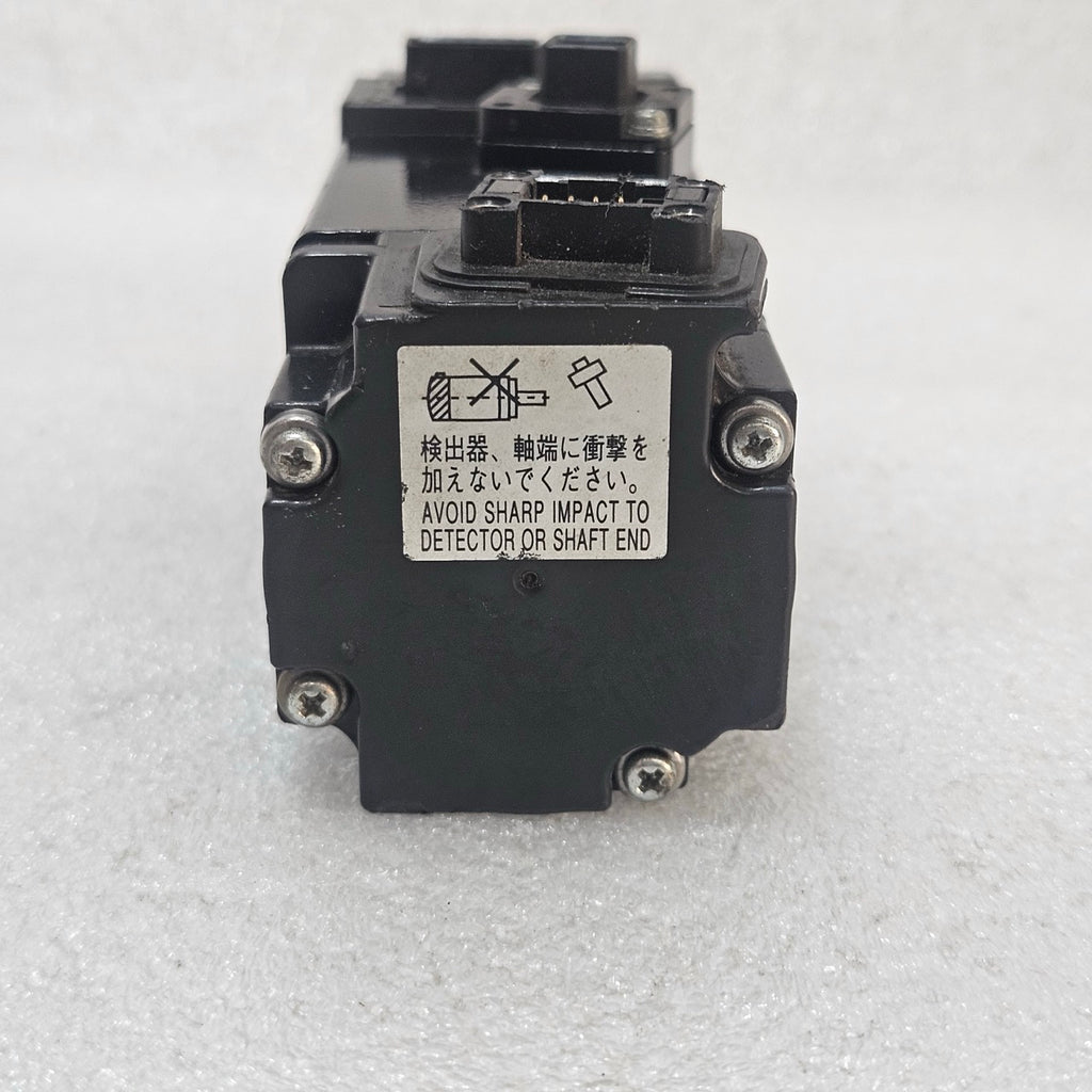 MITSUBISHI HF-MP13B AC SERVO MOTOR 100W 3000RPM 98V INDUSTRIAL SERVO MOTOR MADE