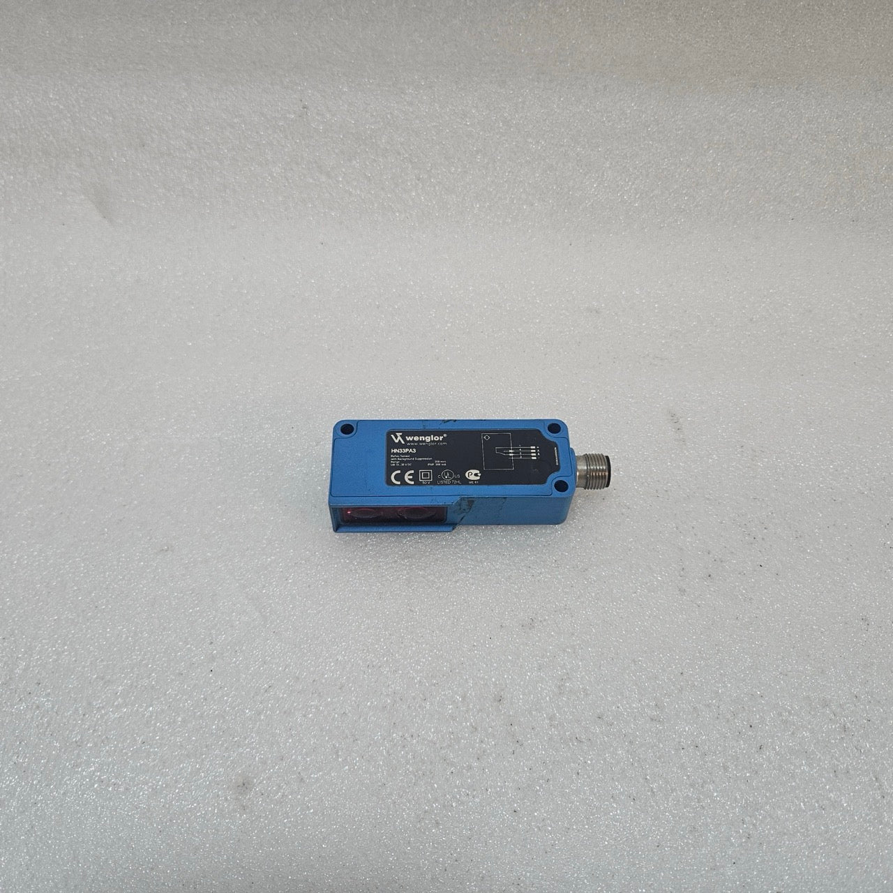 WENGLOR HN33PA3 REFLEX PHOTOELECTRIC SENSOR WITH BACKGROUND SUPPRESSION, 300 MM