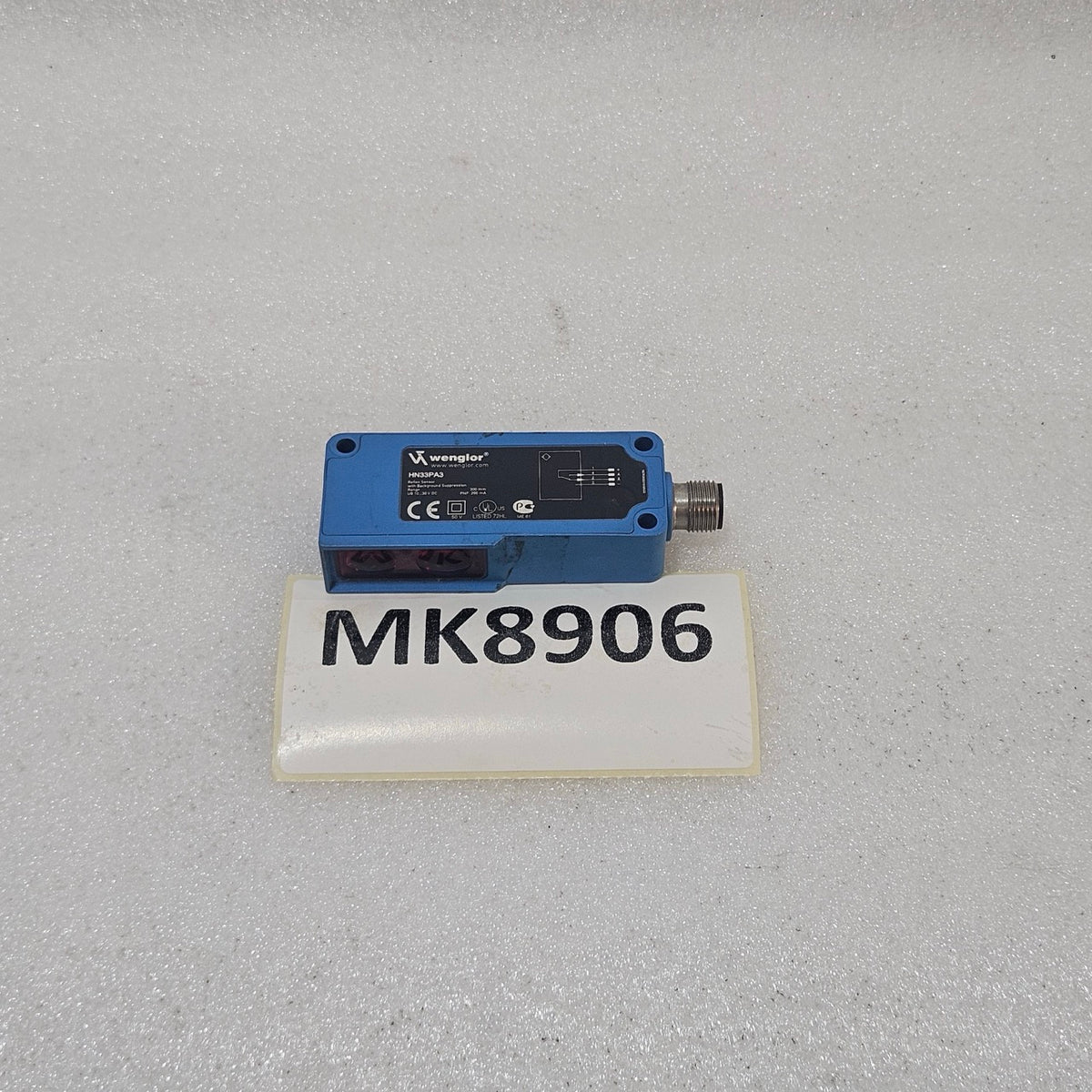 WENGLOR HN33PA3 REFLEX PHOTOELECTRIC SENSOR WITH BACKGROUND SUPPRESSION, 300 MM