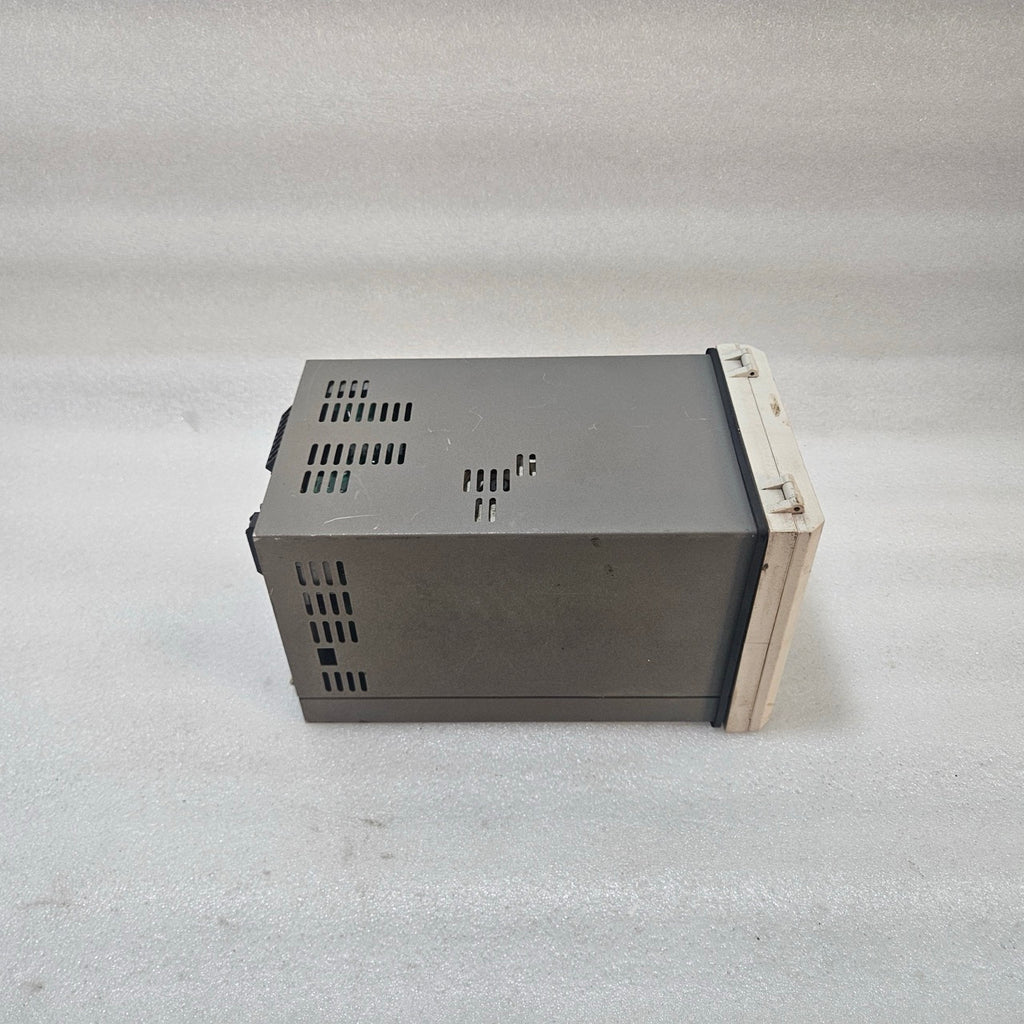 ABB SR102A CONTROL UNIT 100–240VAC 50HZ INDUSTRIAL AUTOMATION MODULE SR100