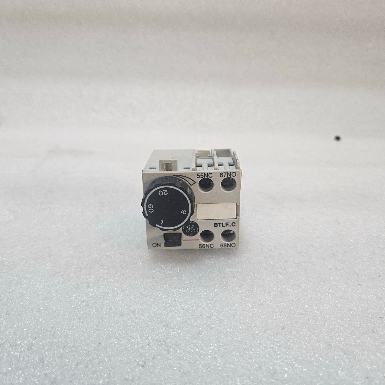GE BTLF60C TIME DELAY RELAY 1–60S INDUSTRIAL TIMER MODULE IEC 60947-5-1 MADE IN