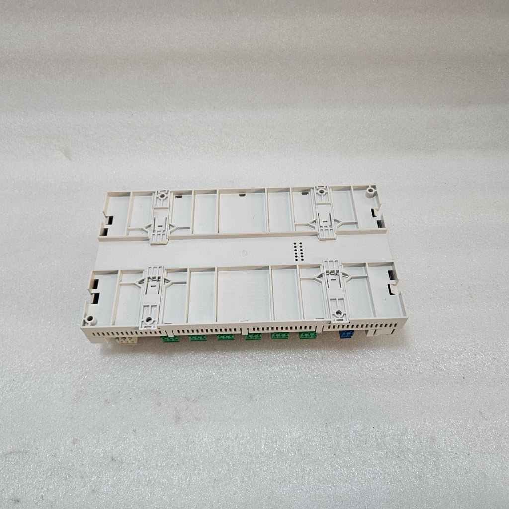 SIEMENS PXC22.D BUILDING AUTOMATION CONTROLLER, BACNET HVAC CONTROLLER, 24V AC,