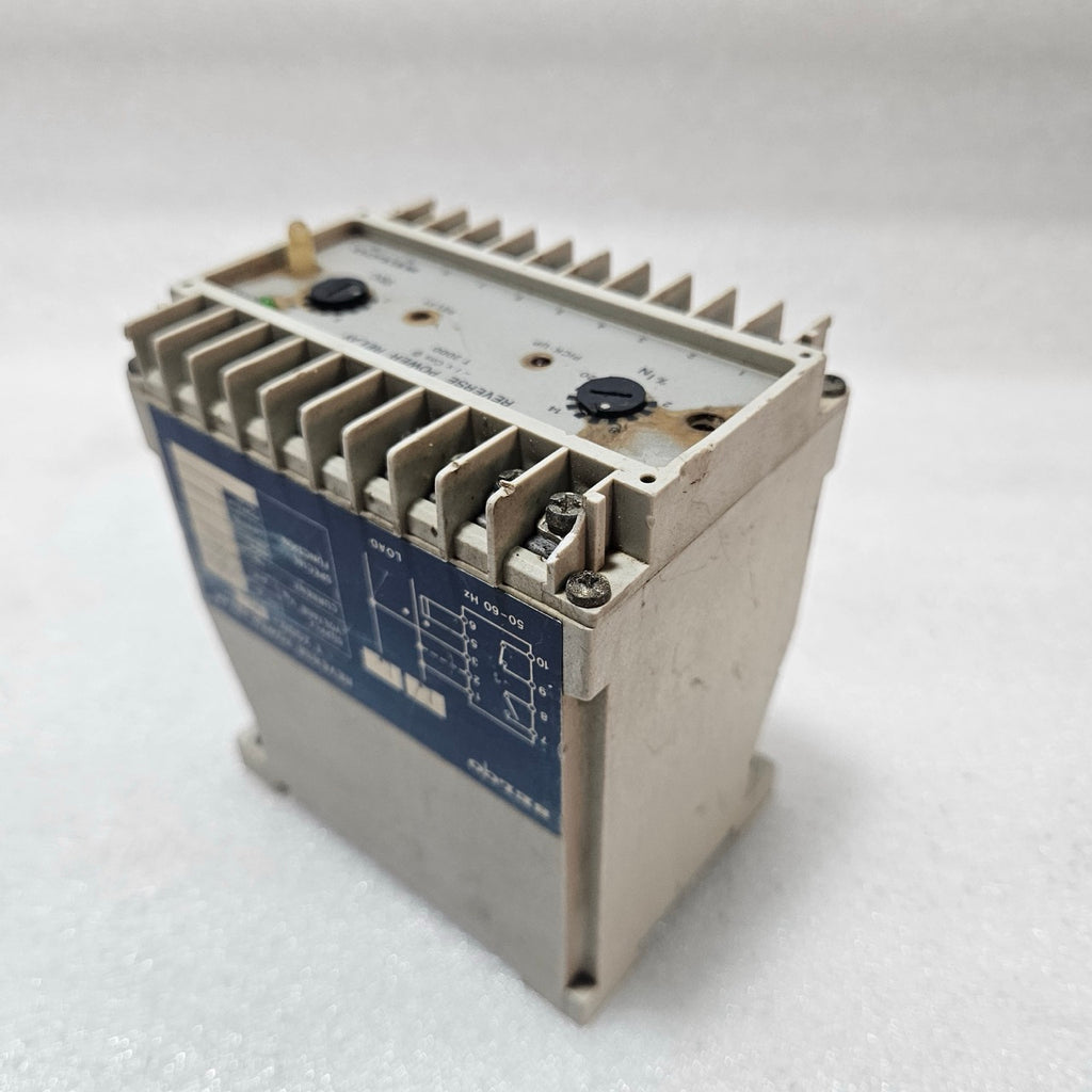 SELCO T2000-01 REVERSE POWER RELAY 380/440VAC 5A GENERATOR PROTECTION RELAY