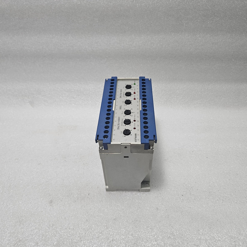 SELCO T3300-02 3-PHASE VOLTAGE RELAY 100/110V AC | OVER & UNDER VOLTAGE PROTEC