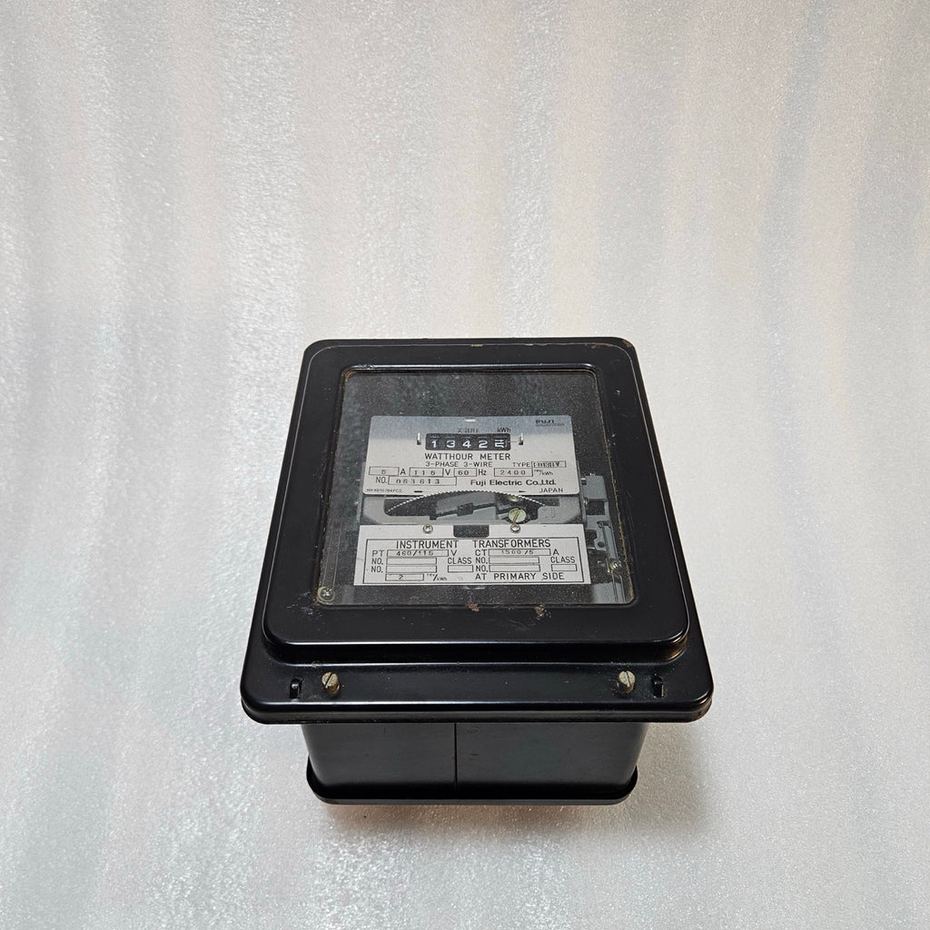 FUJI ELECTRIC FD13HV 3-PHASE 3-WIRE WATTHOUR METER, 115V, 5A, 60HZ, CT/PT OPERAT