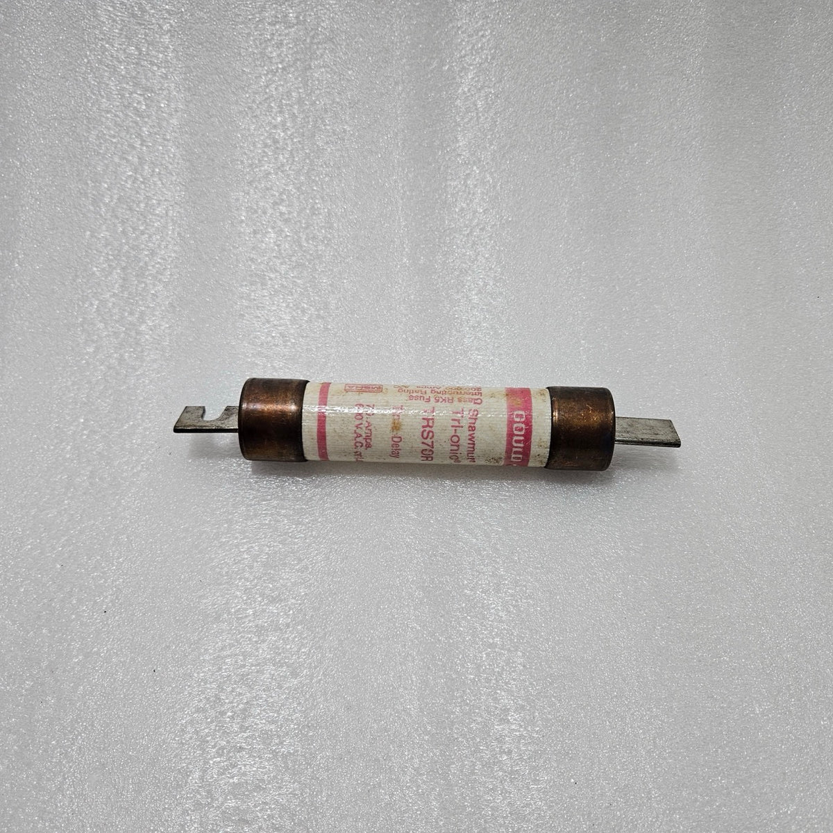 GOULD SHAWMUT TRS70R TRI-ONIC TIME-DELAY FUSE 70A 600VAC INDUSTRIAL CARTRIDGE FU