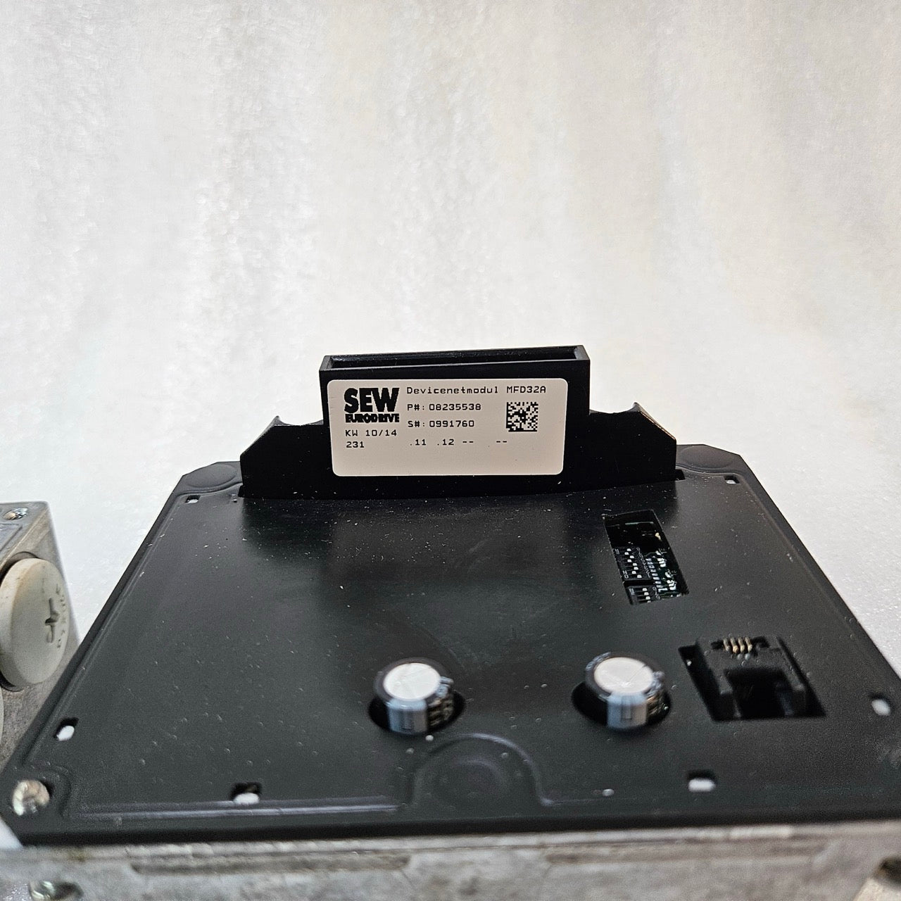 SEW EURODRIVE MFD32A DEVICENET MODULE08235538 INDUSTRIAL FIELDBUS COMMUNICATION