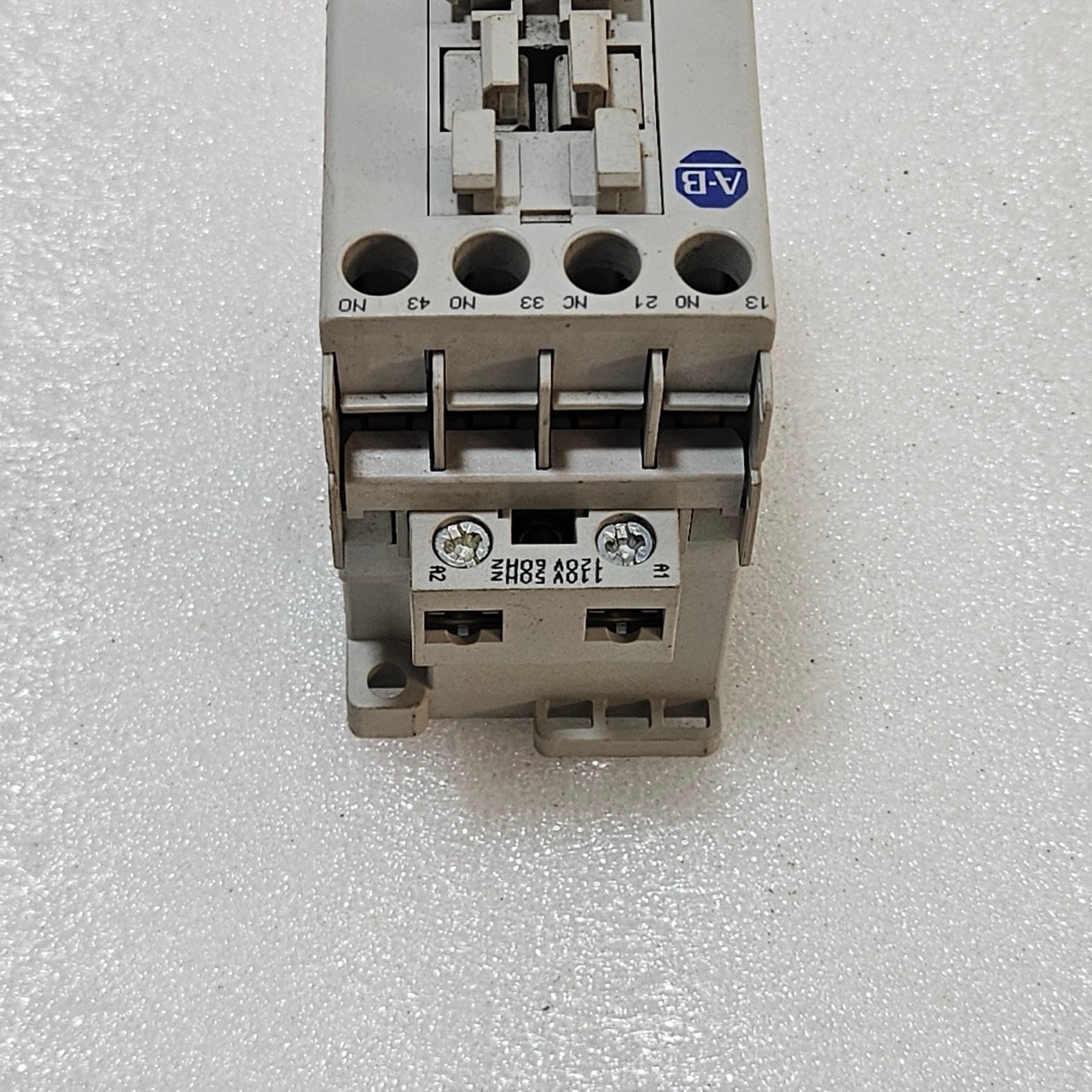 ALLEN-BRADLEY 700-CF310-A CONTACTOR, 3-PHASE 25A 110-120V CONTROL RELAY