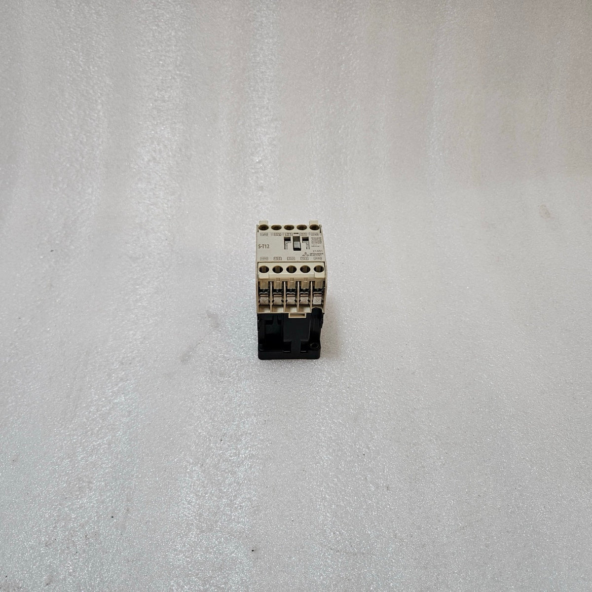 MITSUBISHI S-T12 MAGNETIC CONTACTOR 3-POLE 20A AC-3 MOTOR CONTACTOR 100-127V MAD