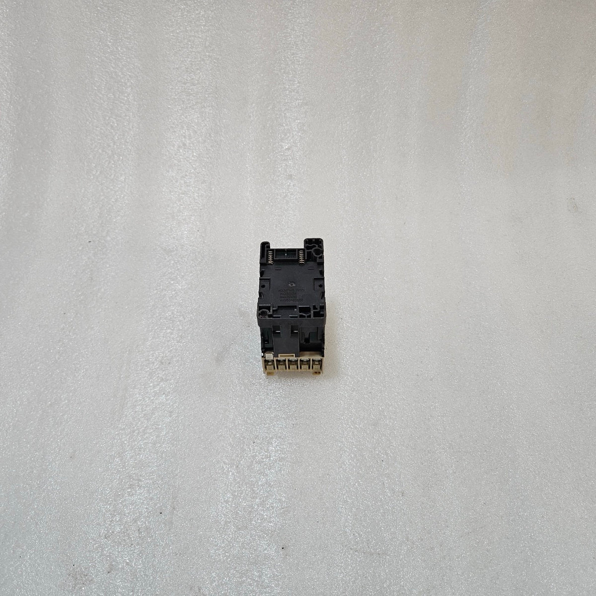 MITSUBISHI S-T12 MAGNETIC CONTACTOR 3-POLE 20A AC-3 MOTOR CONTACTOR 100-127V MAD
