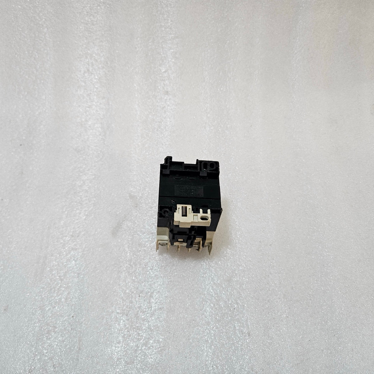 2 UNIT X MITSUBISHI S-N12 MAGNETIC CONTACTOR 20A 3-POLE  380-415V AC LOT OF 2