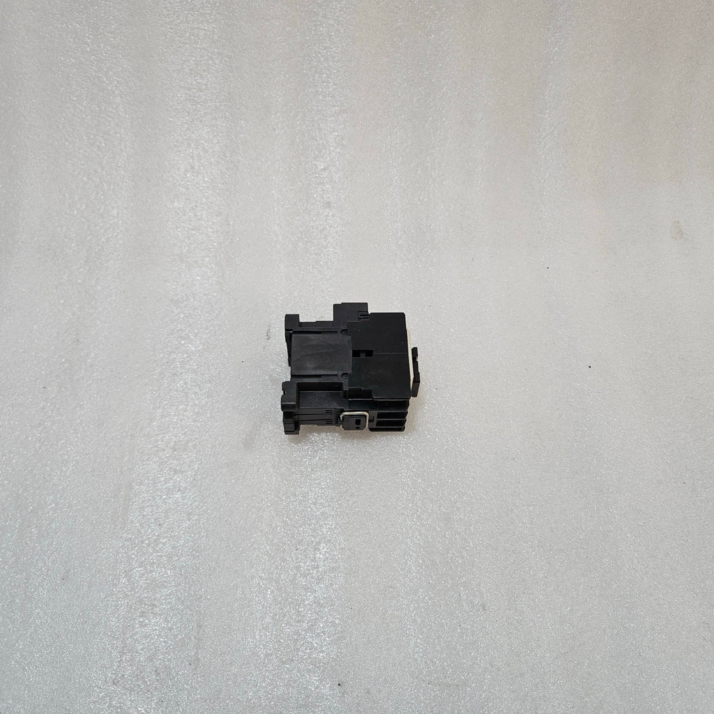 FUJI ELECTRIC SH-4 AUXILIARY CONTACTOR BLOCK 4NO WITH 100–110V COIL 10A