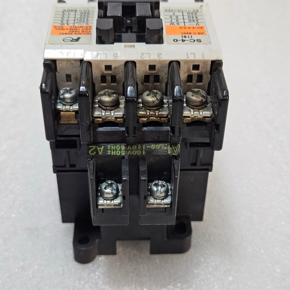 FUJI ELECTRIC SC-4-0 MAGNETIC CONTACTOR 25A 3-POLE 100-110V COIL MOTOR CONTACTOR