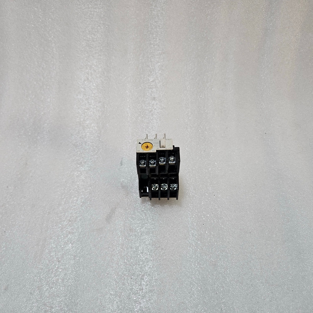 FUJI ELECTRIC TR-ON TR13N THERMAL OVERLOAD RELAY 1.7–2.6A MOTOR PROTECTION RELAY
