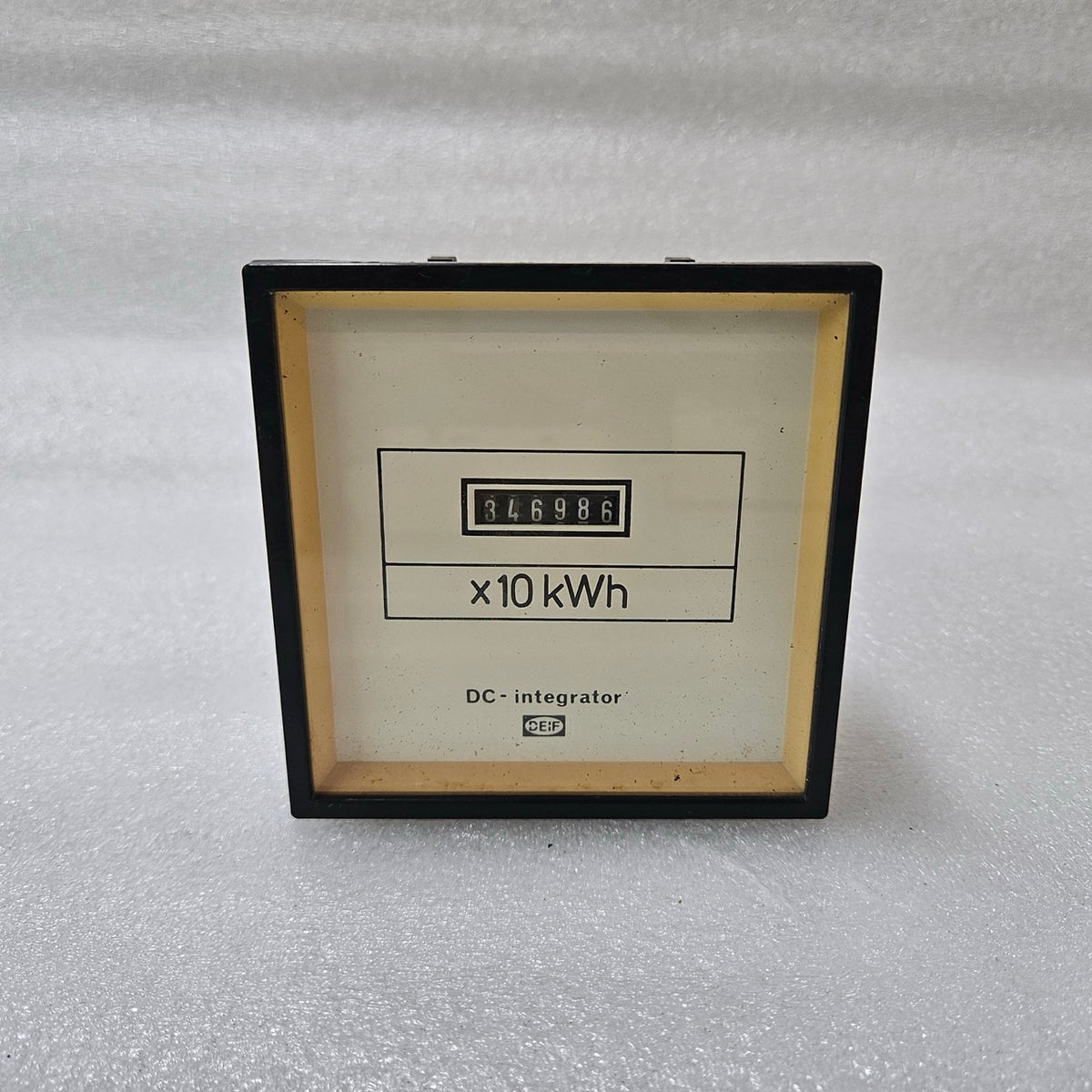 DEIF DC INTEGRATOR PANEL METER 0–10V DC INPUT ENERGY COUNTER 0–1500 KWH 440V