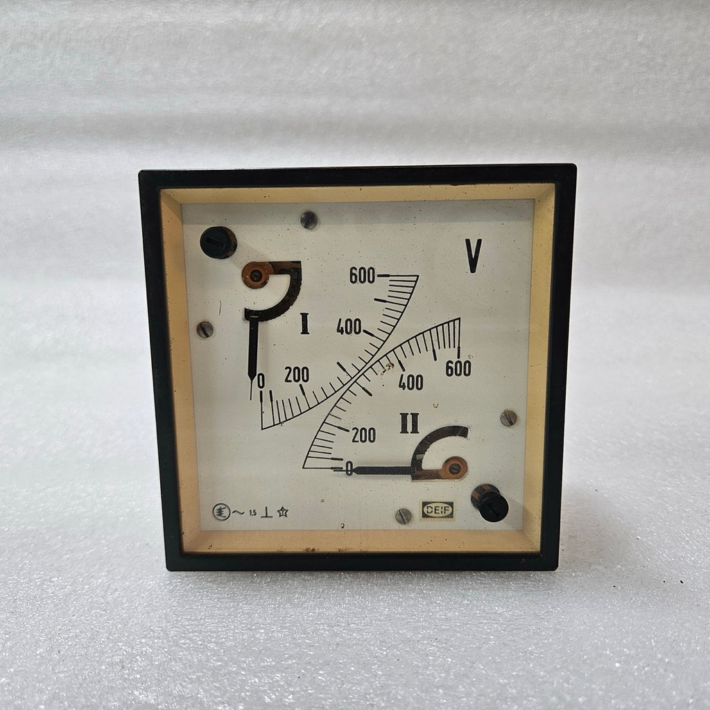 DEIF DUAL SCALE VOLTMETER PANEL METER 0–600V AC GENERATOR VOLTAGE INDICATOR PANE