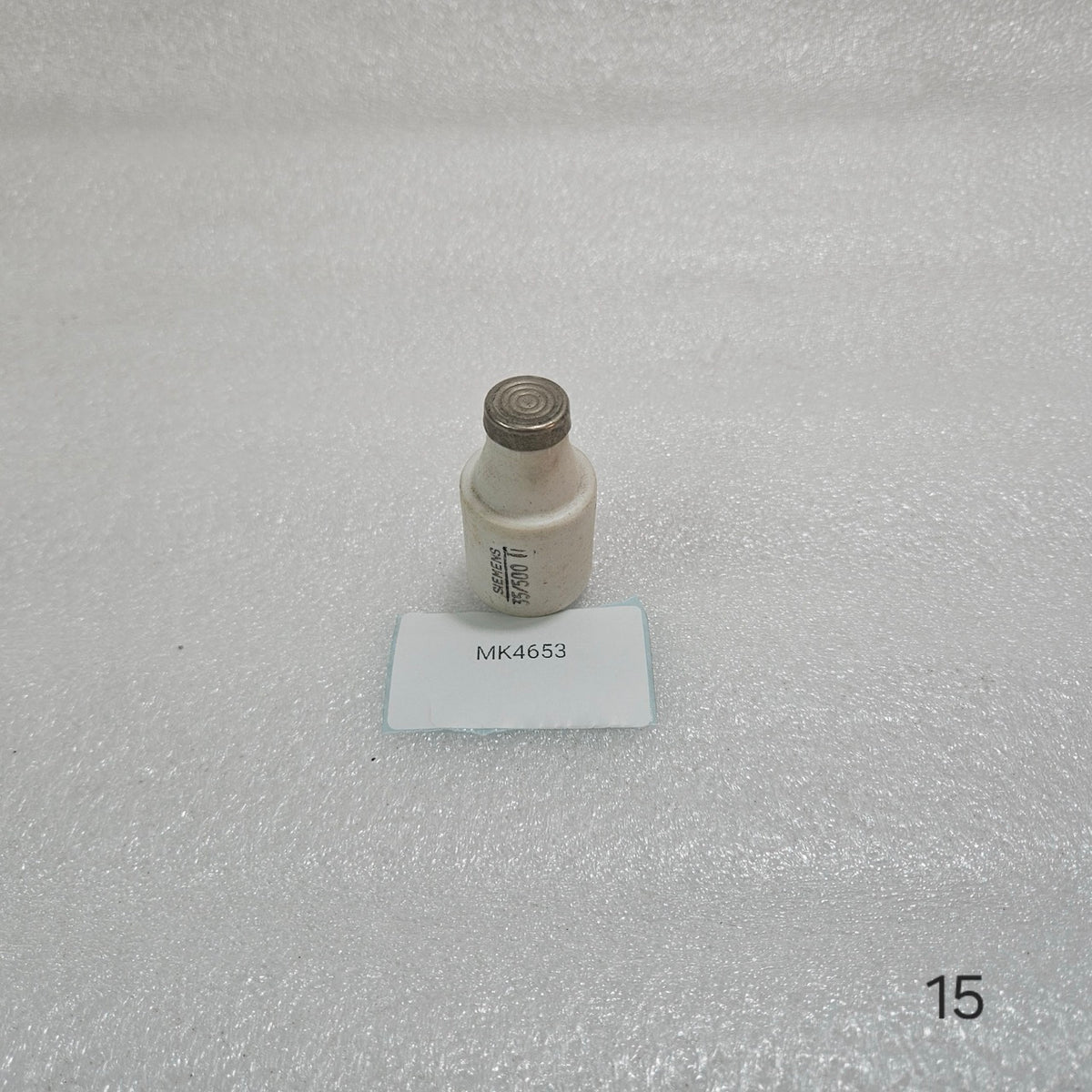 SIEMENS 35/500 DII CERAMIC BOTTLE FUSE 35A 500V DIAZED INDUSTRIAL SCREW FUSE