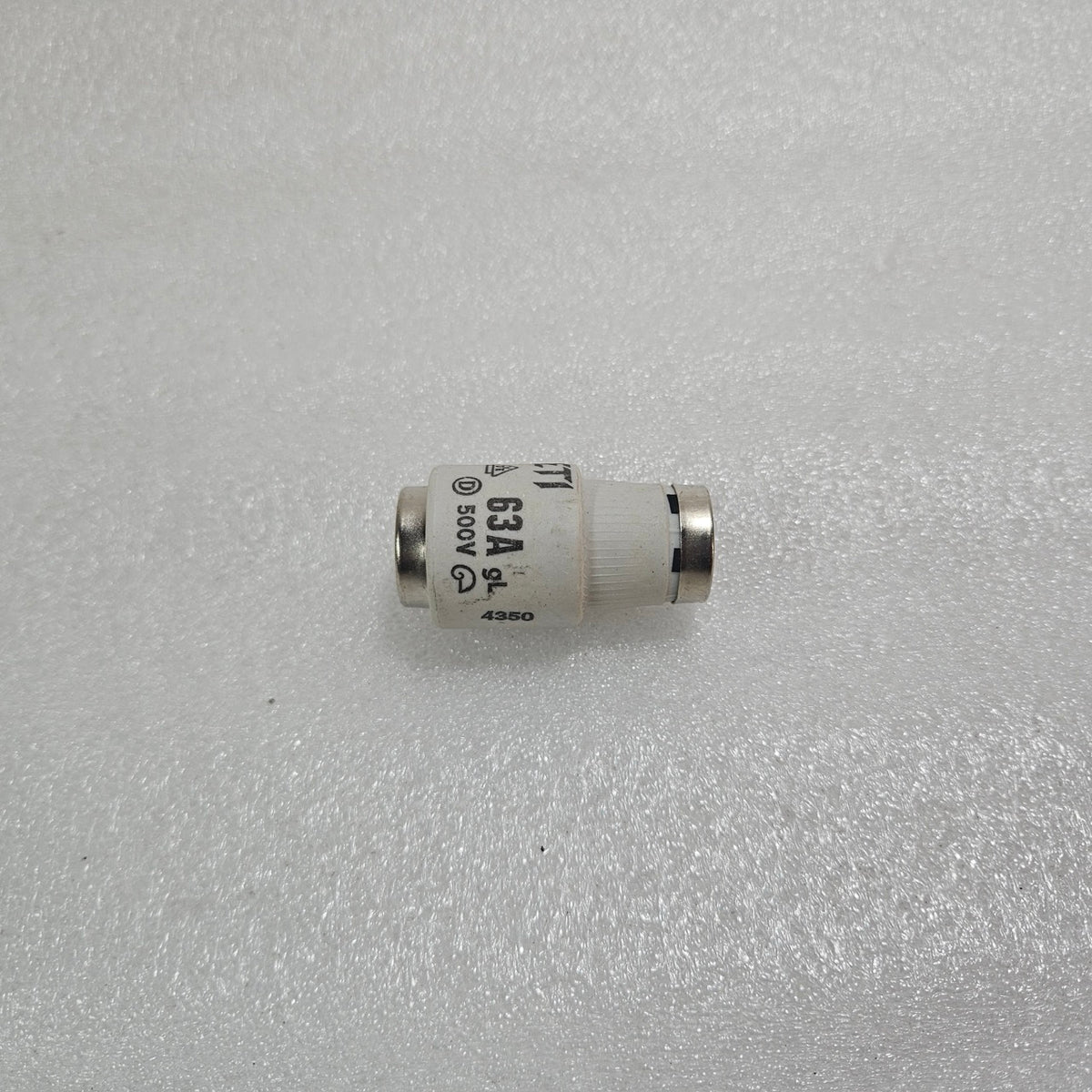 ETI 63A 500V D-TYPE CERAMIC BOTTLE FUSE INDUSTRIAL DIAZED SCREW FUSE