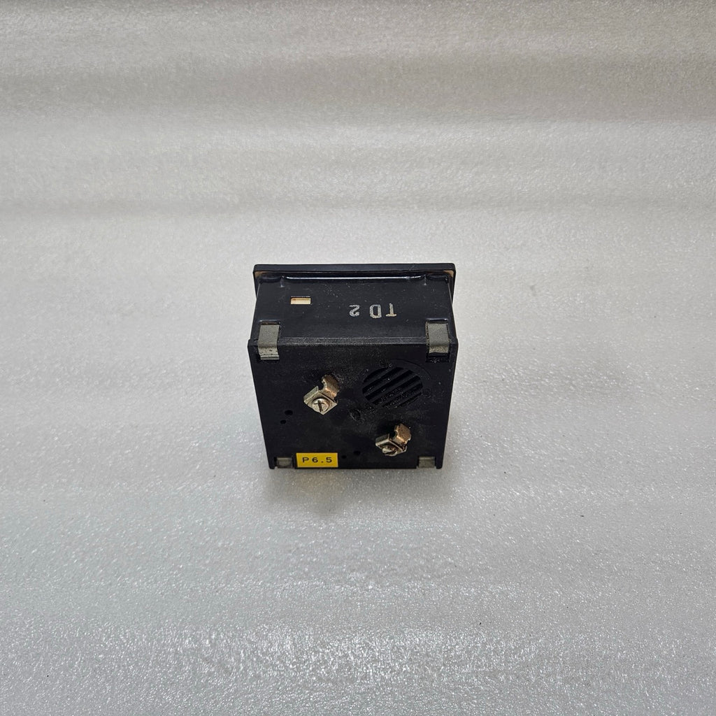 CELSA ANALOG VOLTMETER PANEL METER 0–600V AC