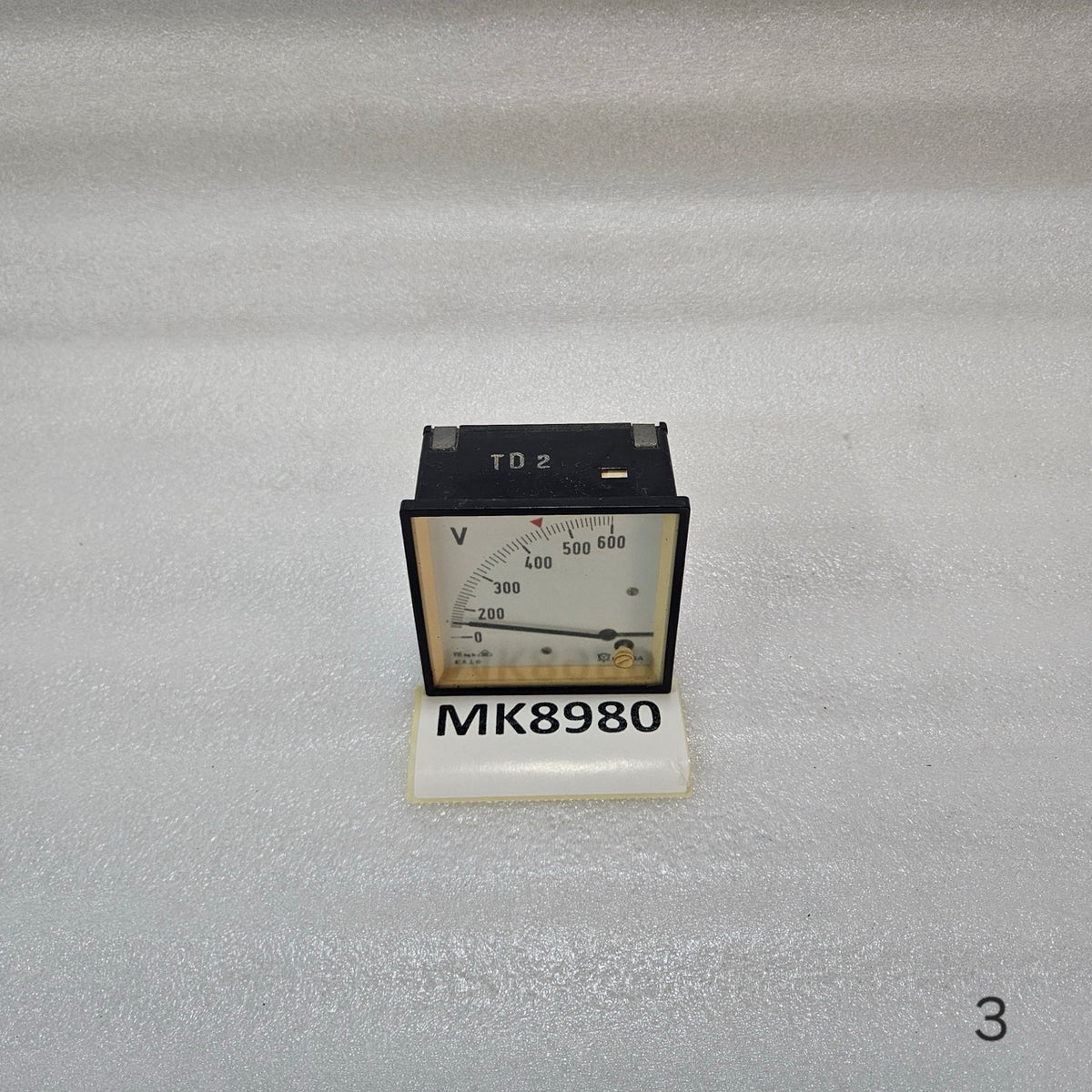 CELSA ANALOG VOLTMETER PANEL METER 0–600V AC