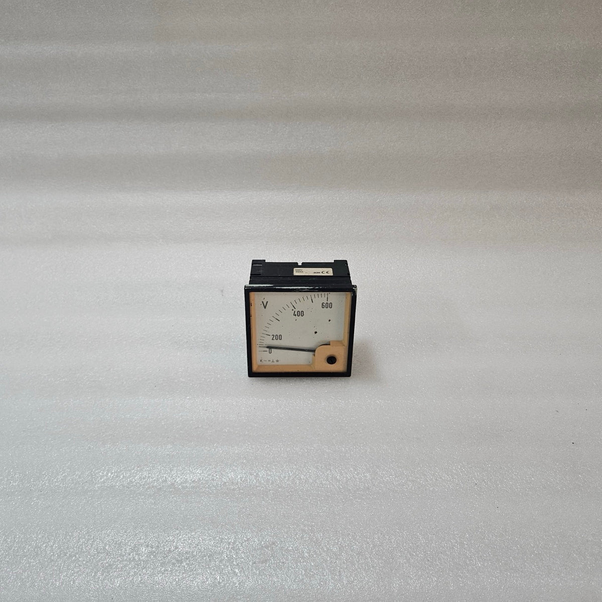 ELTROMA-TECHNIK ANALOG PANEL VOLTMETER 0–600V AC INDUSTRIAL PANEL MOUNT VOLTAGE