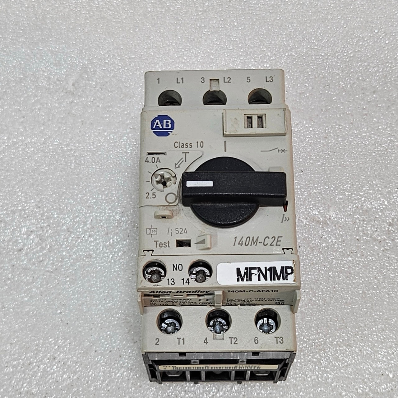 ALLEN-BRADLEY 140M-C2E-B40 MOTOR PROTECTION CIRCUIT BREAKER 2.5–4.0A CLASS 10 MA