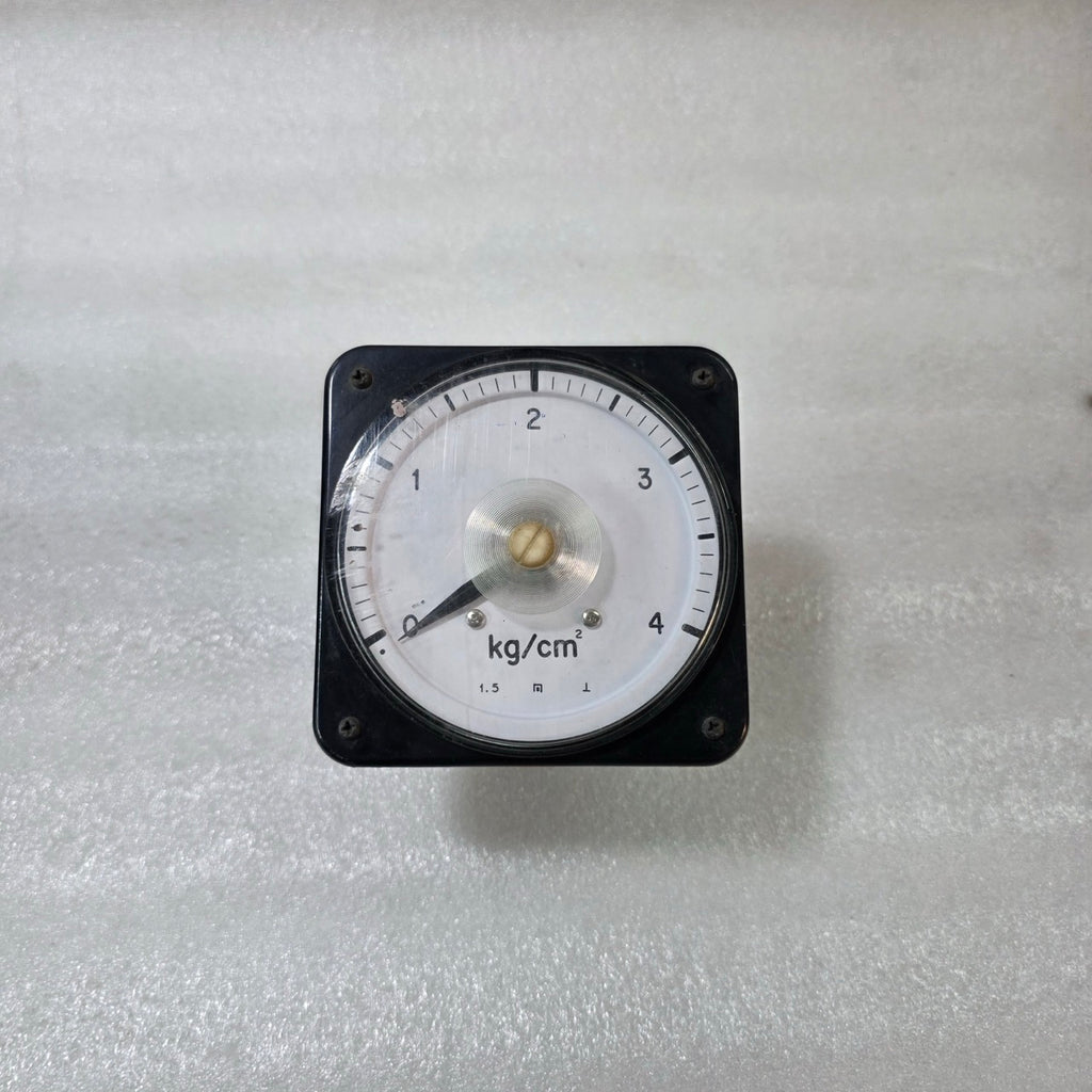 KYONGBO 0–4 KG/CM² ANALOG PRESSURE GAUGE PANEL METER | INDUSTRIAL PANEL MOUNT