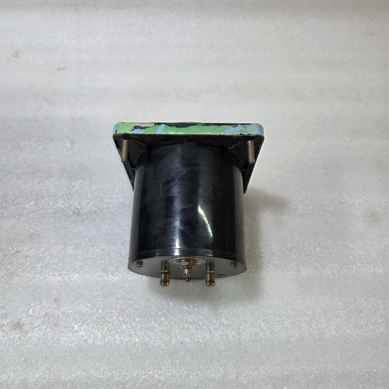 KURAMOTO INSTRUMENT MFG. CO. LTD. ANALOG RPM METER (0–22 X1000 RPM) PANEL MOUNT