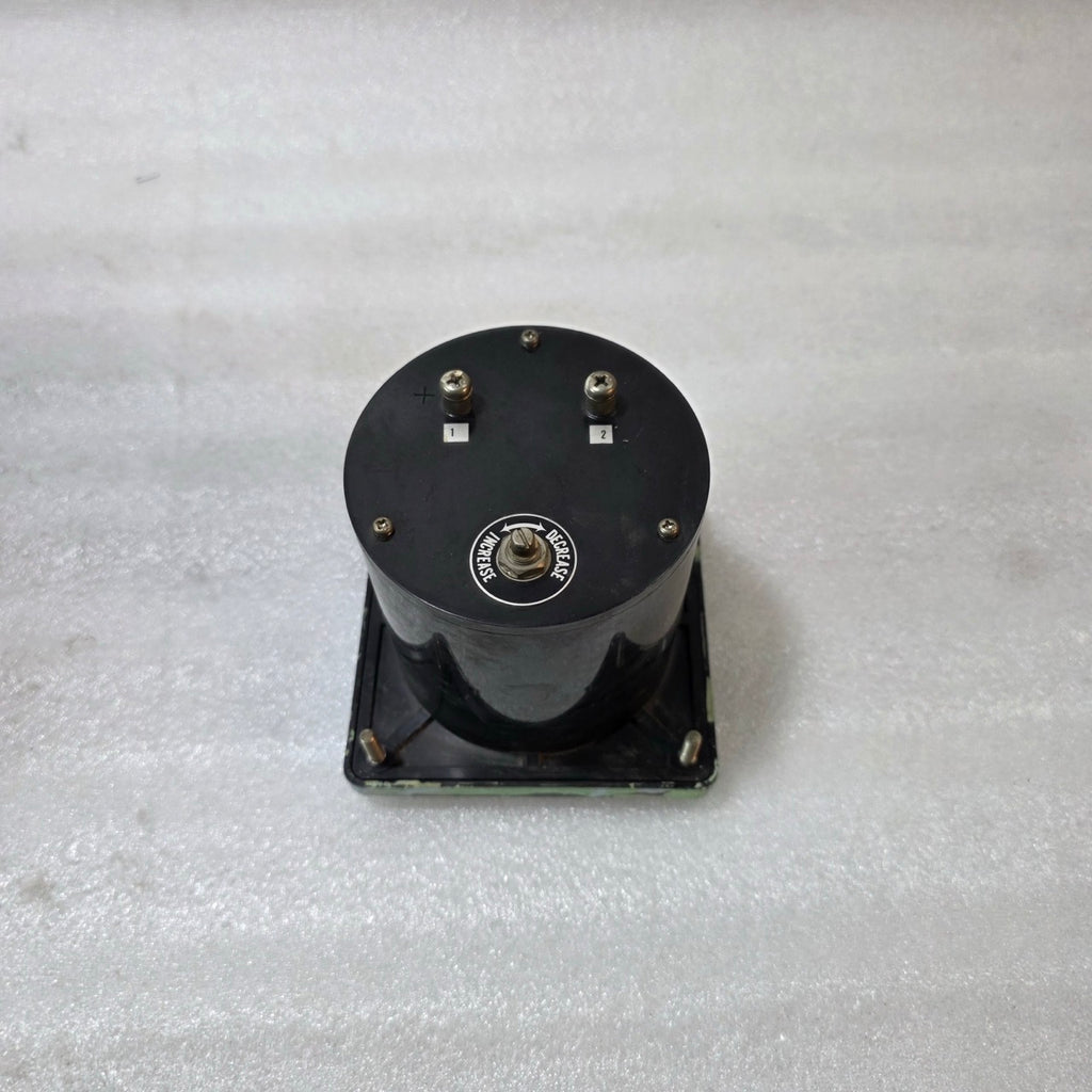 KURAMOTO INSTRUMENT MFG. CO. LTD. ANALOG RPM METER (0–22 X1000 RPM) PANEL MOUNT