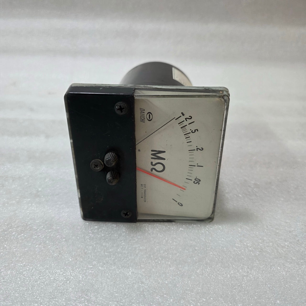 DAIICHI MEP-100N ANALOG MEGOHMMETER PANEL METER MΩ INSULATION RESISTANCE GAUGE