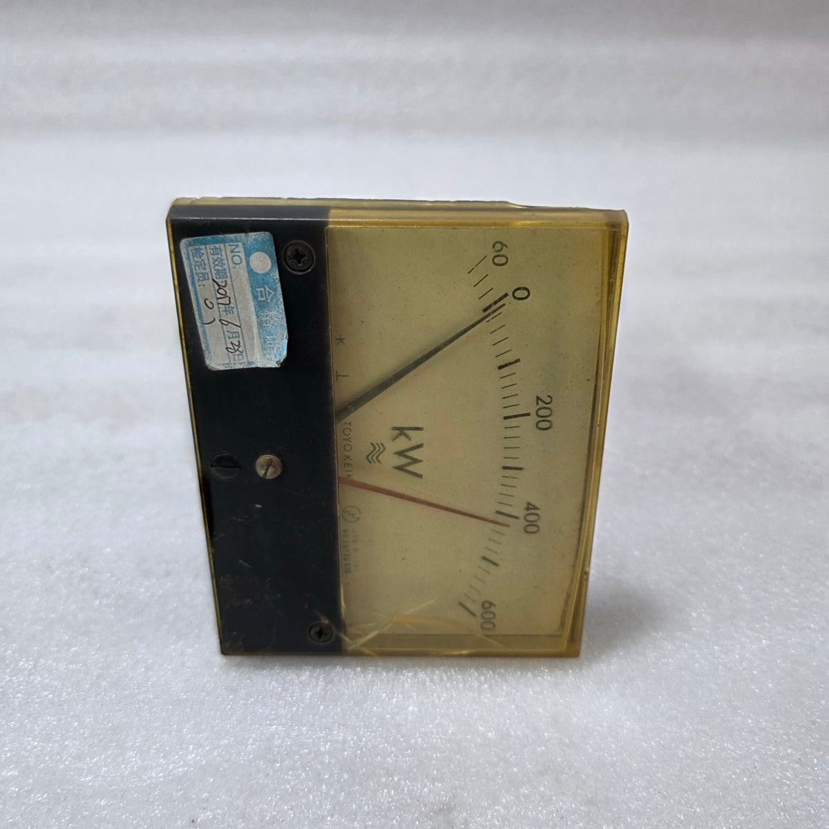 TOYO KEIKI ECF-12NB ANALOG KILOWATT METER 0–600 KW PT 460/115V CT 1000/5A PANEL